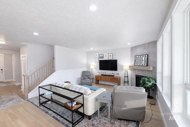 11513 W Soaring Hawk St., Star, ID 83669