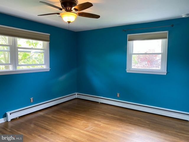 2721 BURNLEY RD, Wilmington, DE 19808