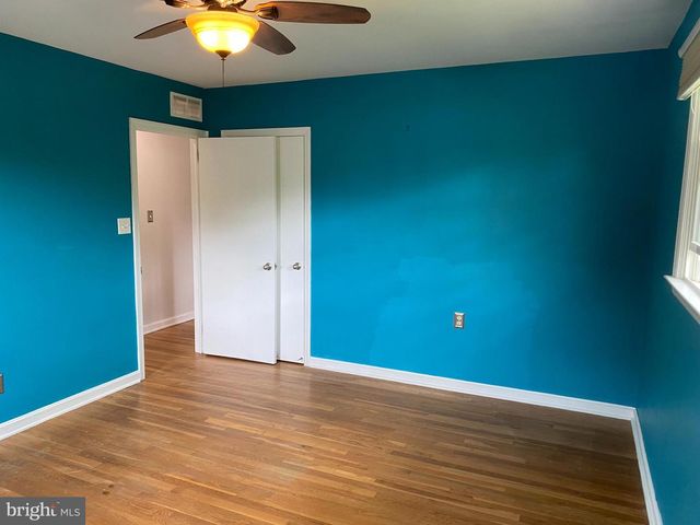 2721 BURNLEY RD, Wilmington, DE 19808