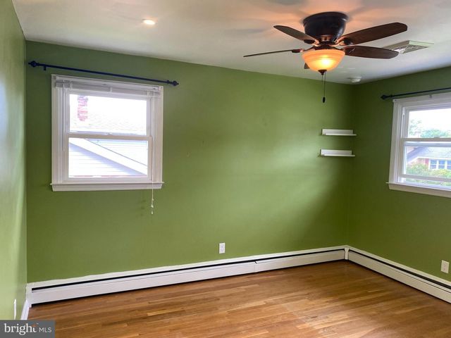 2721 BURNLEY RD, Wilmington, DE 19808