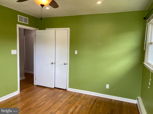 2721 BURNLEY RD, Wilmington, DE 19808