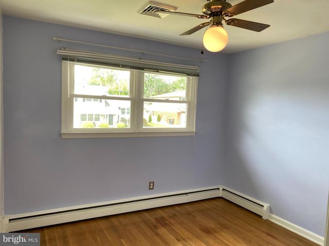 2721 BURNLEY RD, Wilmington, DE 19808