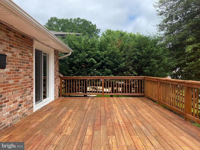 2721 BURNLEY RD, Wilmington, DE 19808