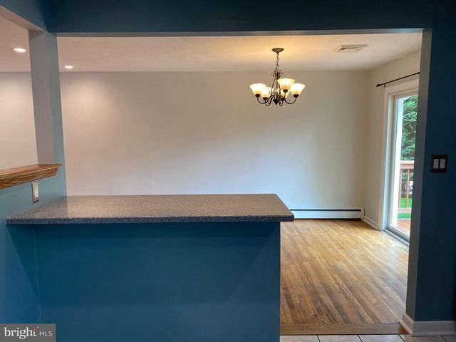 2721 BURNLEY RD, Wilmington, DE 19808