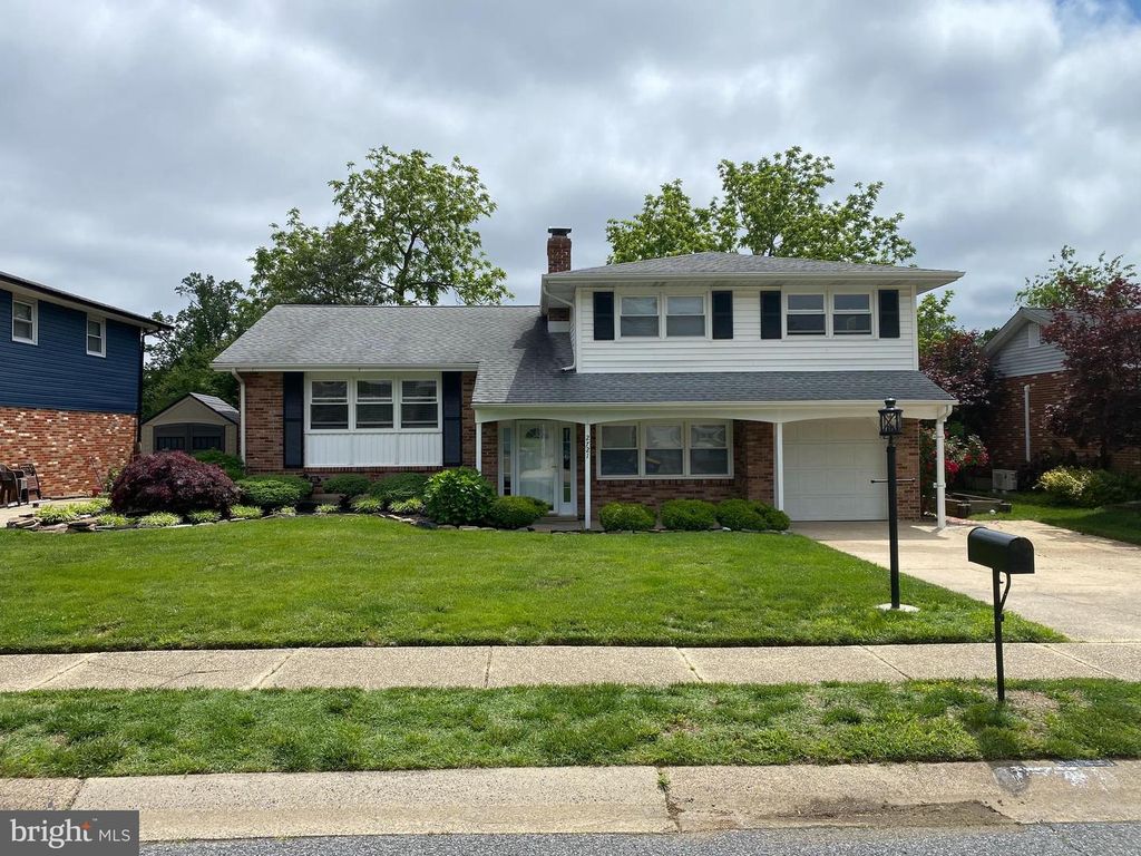 2721 BURNLEY RD, Wilmington, DE 19808