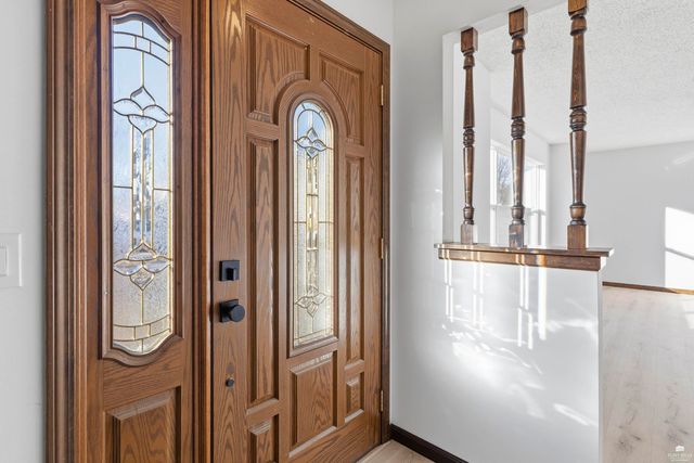 2113 Farmingdale Court, Manhattan, KS 66503