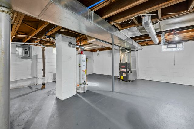 25933 Norfolk Street, Inkster City, MI 48141