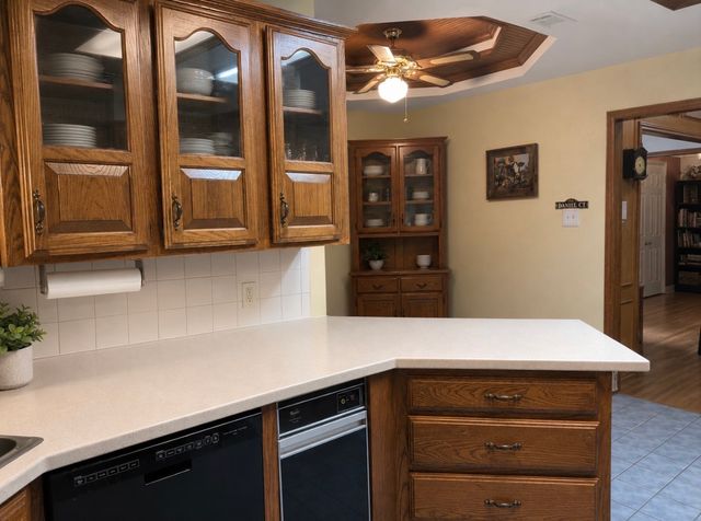 1090 Bells Chapel Road, Pecan Hill, TX 75165