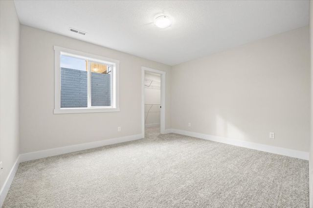 4642 180th Street, Urbandale, IA 50323