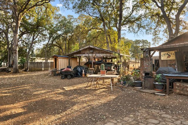 18750 Basler Road, Cottonwood, CA 96022