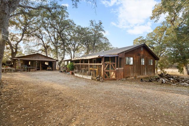 18750 Basler Road, Cottonwood, CA 96022