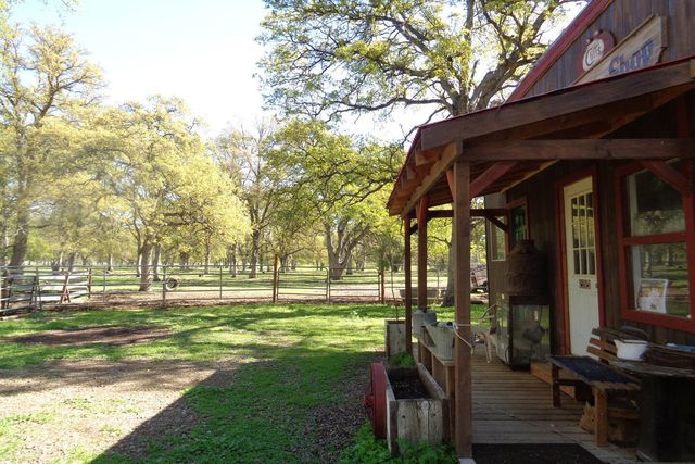 18750 Basler Road, Cottonwood, CA 96022