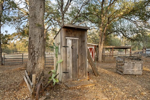 18750 Basler Road, Cottonwood, CA 96022