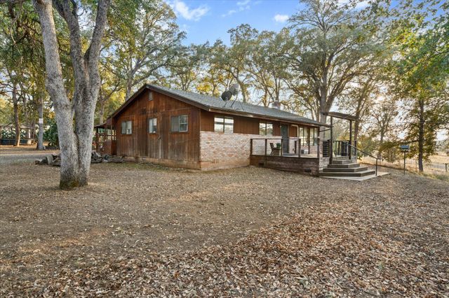 18750 Basler Road, Cottonwood, CA 96022