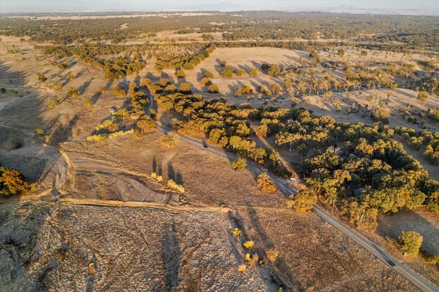 18750 Basler Road, Cottonwood, CA 96022