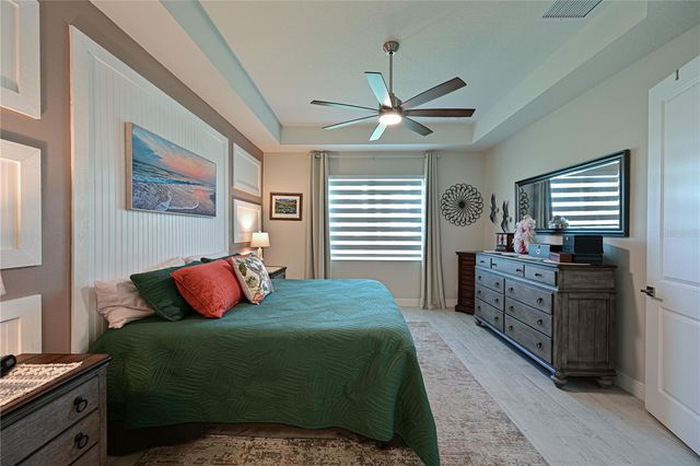 209 OKEEFFE CIRCLE, Bradenton, FL 34212