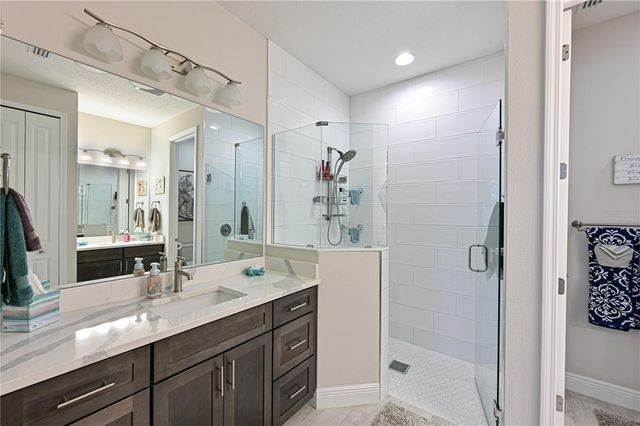 209 OKEEFFE CIRCLE, Bradenton, FL 34212