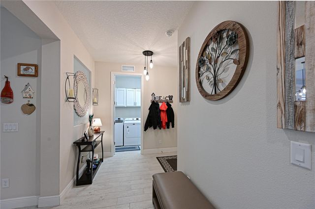 209 OKEEFFE CIRCLE, Bradenton, FL 34212