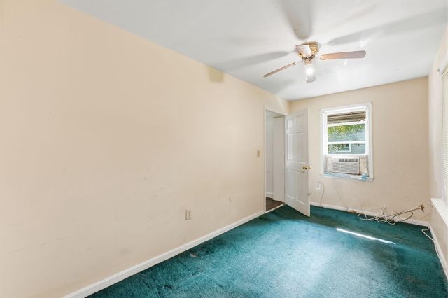 3203 MULBERRY LN, Temple Hills, MD 20748