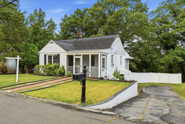 3203 MULBERRY LN, Temple Hills, MD 20748