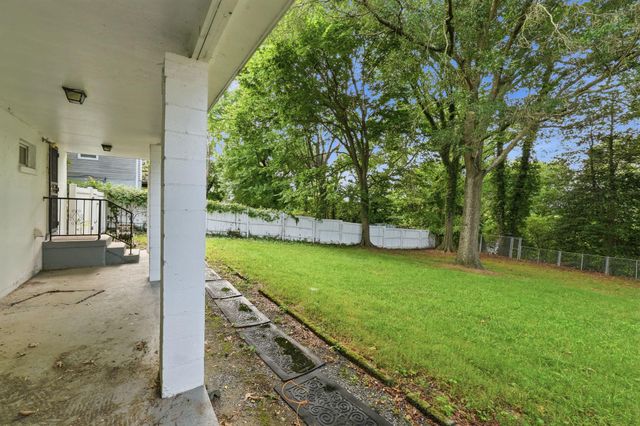 3203 MULBERRY LN, Temple Hills, MD 20748