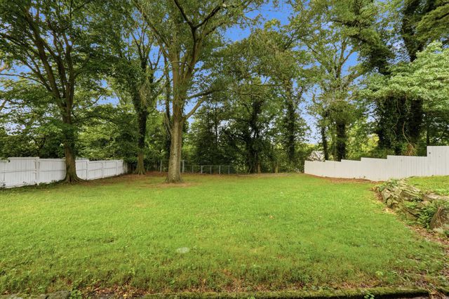 3203 MULBERRY LN, Temple Hills, MD 20748