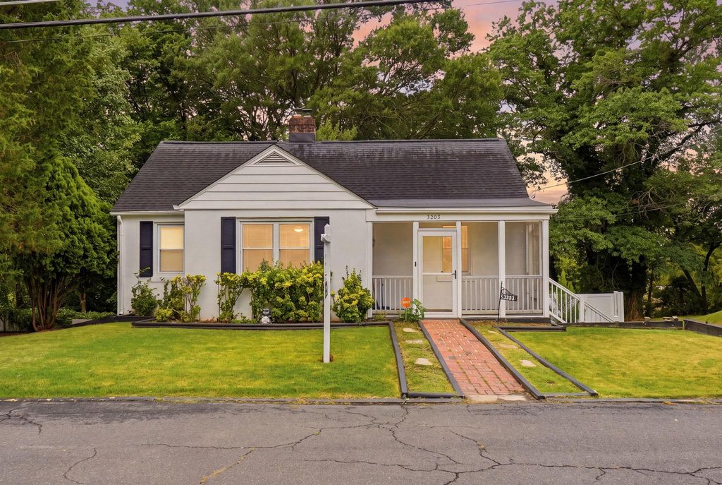 3203 MULBERRY LN, Temple Hills, MD 20748