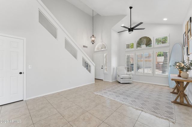 6650 E RHODES Street, Mesa, AZ 85215