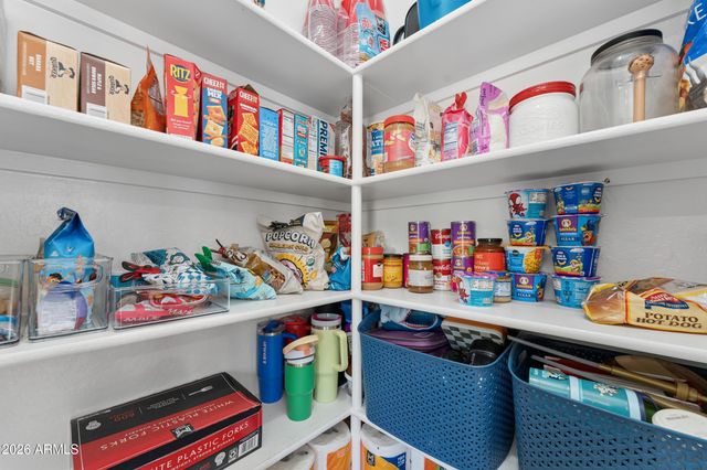 6650 E RHODES Street, Mesa, AZ 85215