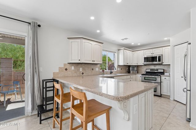 6650 E RHODES Street, Mesa, AZ 85215