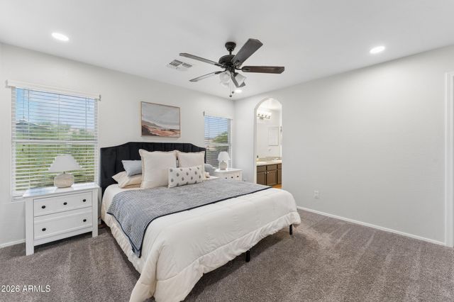 6650 E RHODES Street, Mesa, AZ 85215