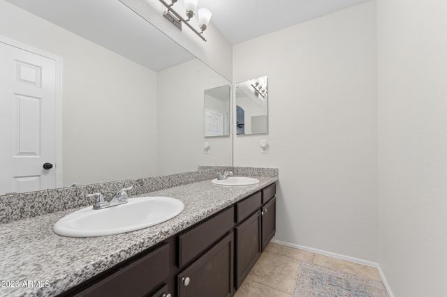 6650 E RHODES Street, Mesa, AZ 85215