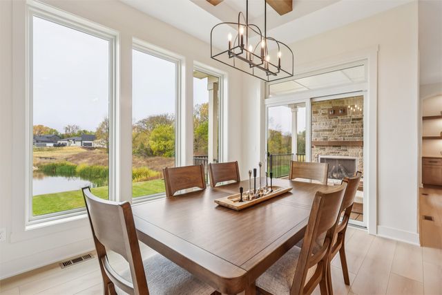 5300 175th Street, Urbandale, IA 50323