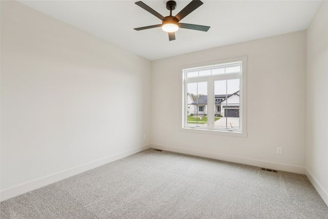 5300 175th Street, Urbandale, IA 50323