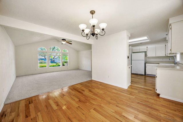 1165 Gate Park Drive, Central Point, OR 97502