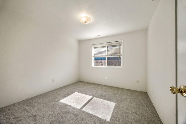 1165 Gate Park Drive, Central Point, OR 97502
