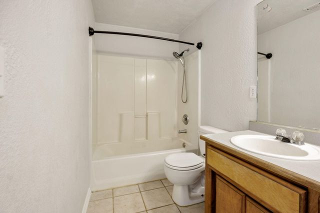 1165 Gate Park Drive, Central Point, OR 97502