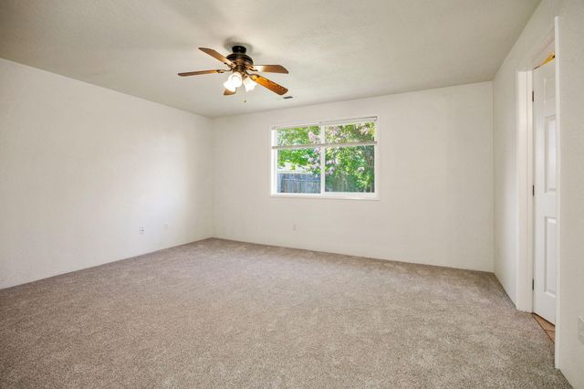 1165 Gate Park Drive, Central Point, OR 97502