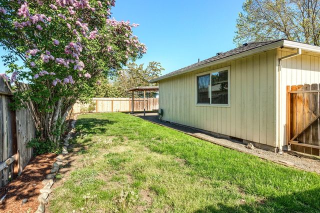 1165 Gate Park Drive, Central Point, OR 97502