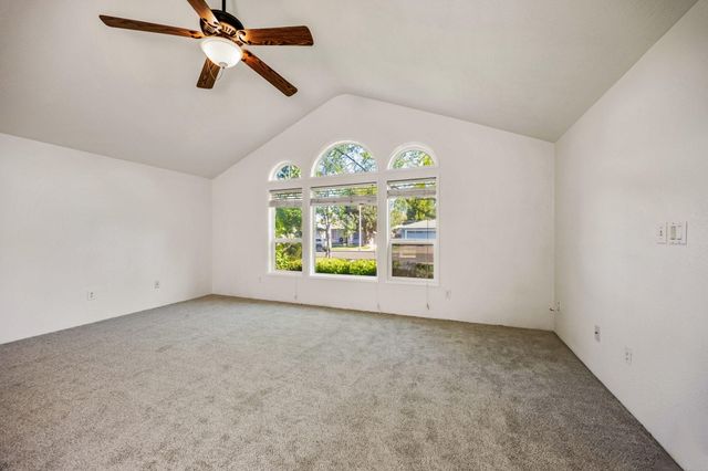 1165 Gate Park Drive, Central Point, OR 97502