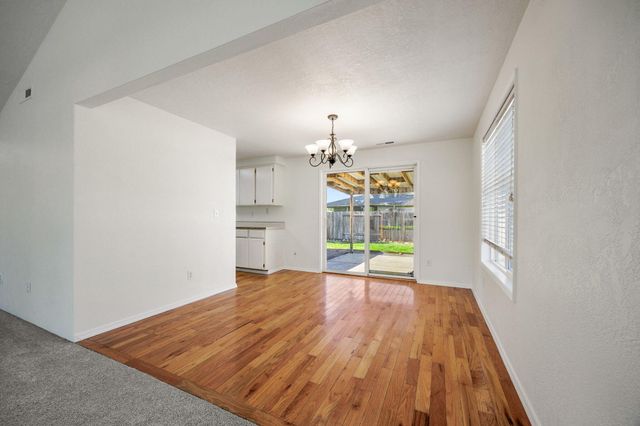 1165 Gate Park Drive, Central Point, OR 97502