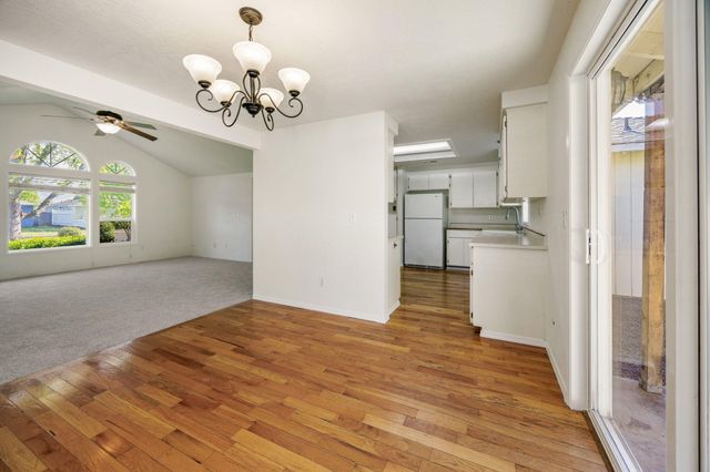 1165 Gate Park Drive, Central Point, OR 97502