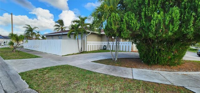 4725 SW 143rd Ave, Miami, FL 33175