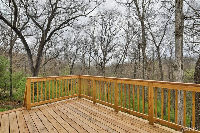 853 Crescent Ridge, Valley Park, MO 63088