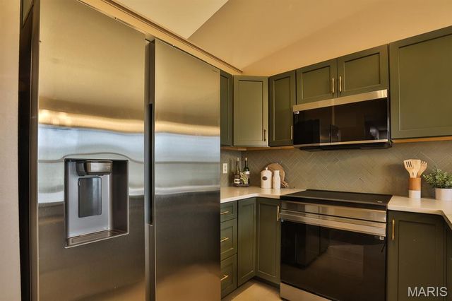 853 Crescent Ridge, Valley Park, MO 63088