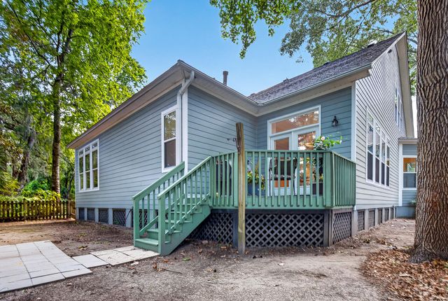 2003 Izard Court, Charleston, SC 29414
