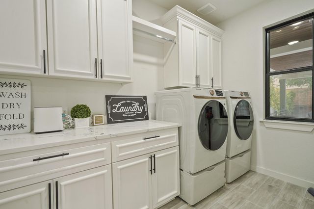25519 Stormy Rock, San Antonio, TX 78255