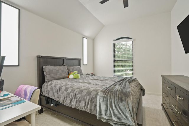 25519 Stormy Rock, San Antonio, TX 78255