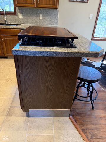 8901 Lincolncreek Circle, Indianapolis, IN 46234