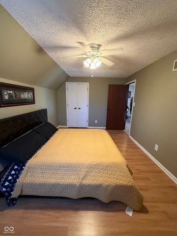 8901 Lincolncreek Circle, Indianapolis, IN 46234